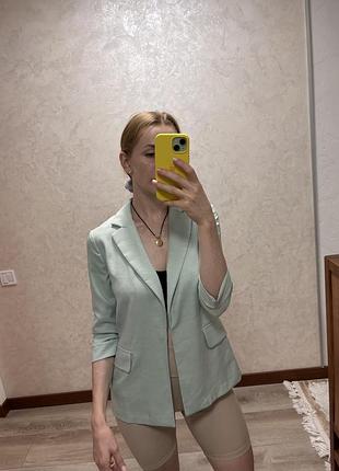 Піджак без ґудзика