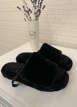 Тапки кімнатні