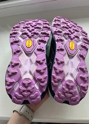 Трейлові кросівки hoka speedgoat 5 бірюзово-фіолетові розміру 37 1/3 з gore-tex2 фото