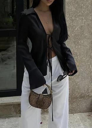 Сорочка чорна атласна з завʼязками zara