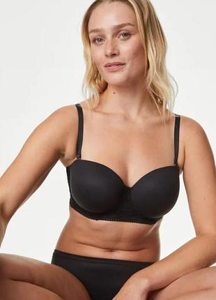 Брендовый бюстгальтер с съемными бретелями размера 95а, 95d