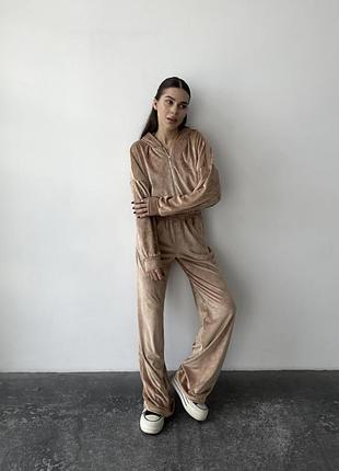 Велюровий костюм