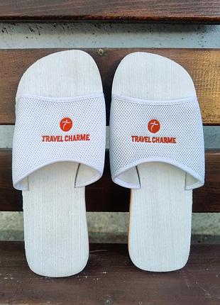 Легкие, качественные шлепанцы