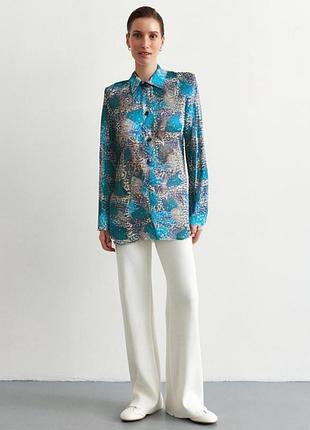 78. класична блузка в принт модного англійського бренду prettylittlething, вир-во англія