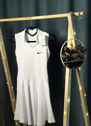 Тенісна сукня в стилі nike