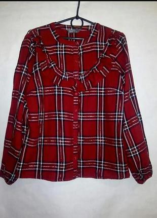 Красива мяка рубашка блуза