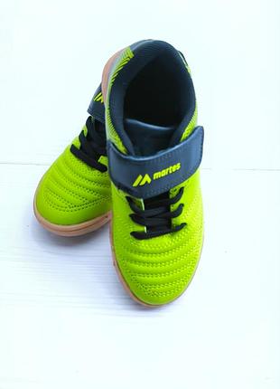Кросівки для спортзалу р.28.фірма martes