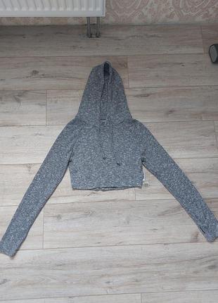 Толстовка лонгслив укороченный тренд, бренд gymshark оригинал с капюшоном и для пальца, m, серый меланж в рубчик, спортивная одежка. состояние нового.