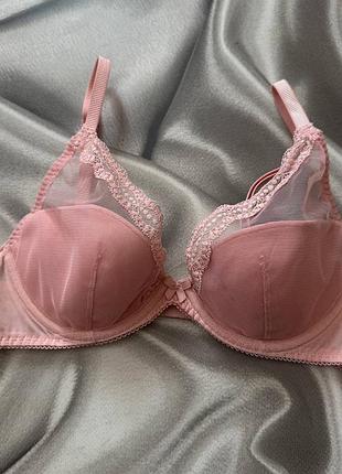 Ніжний персиковий бюстик 80а з гарним мереживом