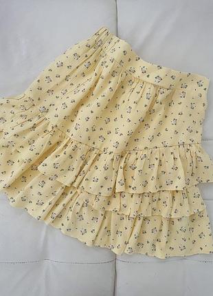 Трендовая желтая юбка с воланами c&a