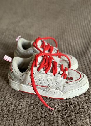 Коосівки adidas жіночі хелооу кітті