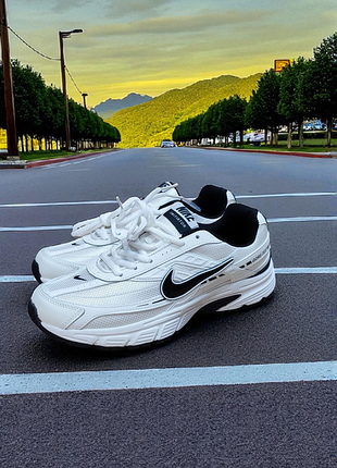 Nike initiator