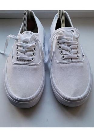 Кеды vans.
