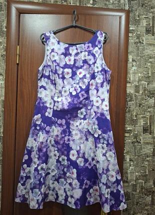 Єфектна натуральна святкова сукня від європейського бренда