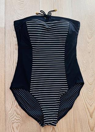 Шикарний жіночий суцільний купальник