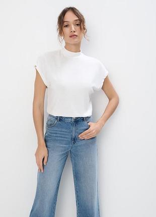 Футболка жіноча