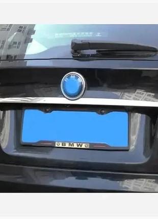 Bmw x6 f16 хром планка над номером