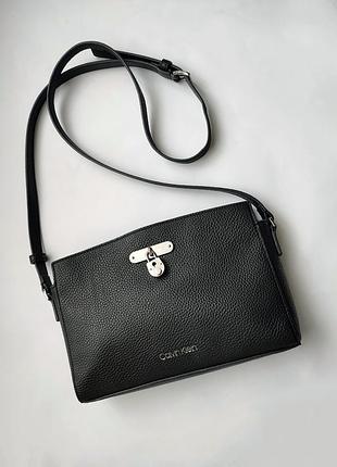 Сумка через плечо calvin klein dressed business ew crossbody