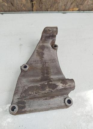 Кронштейн генератора r1031550435 mercedes w124
