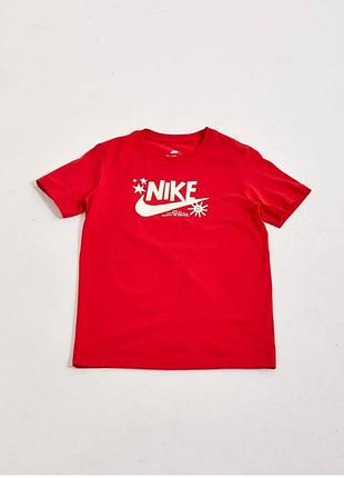 Футболка nike sun and stars коралового кольору