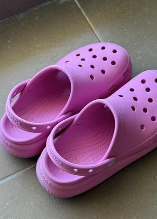 Crocs оригінал 100% !носились зовсім не довго ,дуже зручні та стильні