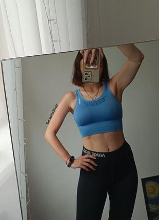 Спортивний топ блакитний gymshark xs
