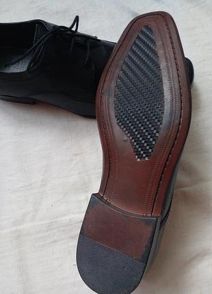 Кожаные туфли 39 размер 7