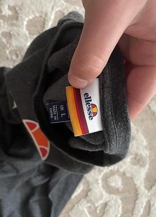 Свитшот ellesse в ідеальному стані