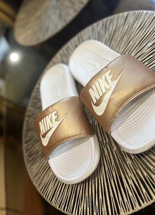 Шлепки  nike