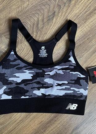Спортивний топ new balance