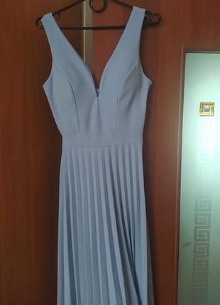 Небесна сукня нереально красива