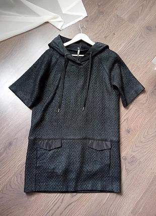 Крутое платье фактурное