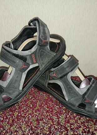 Спортивні сандалі фірми ecco 44 розміру