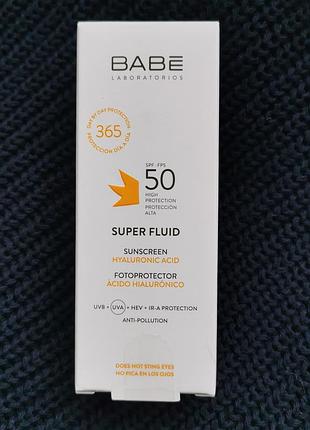 Conцезащитный супер флюид spf 50 для всех типов кожи
babe laboratorios