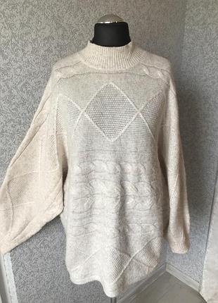 Чудесный, женский, тёплый свитер «летучая мышь»