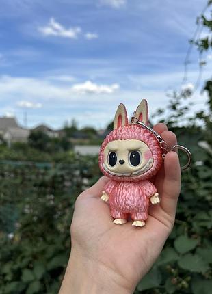 Двокольорова лабуба-брелок