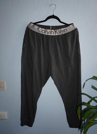 Комфортные мужские пижамные брюки calvin klein