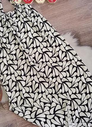 Сарафан женский свободного кроя.