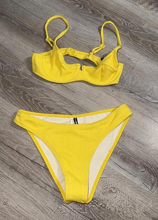 Купальник маленька чашка prettylittlething, m