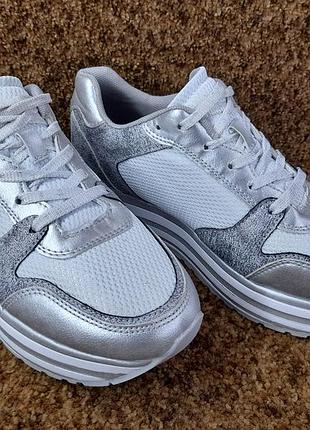 Кроссовки женские graceland 37,36 размер.