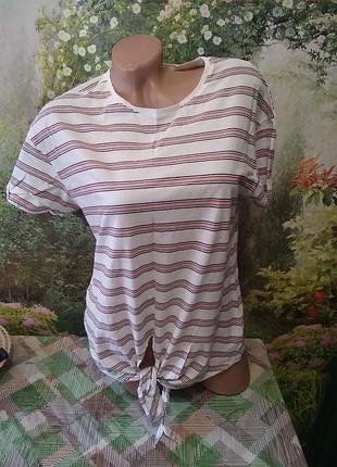 Класна футболка.