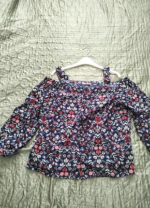 Оригинальная блузка с длинными рукавами