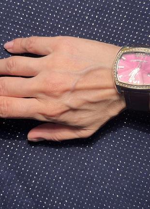 Часы швейцарские chronotech
