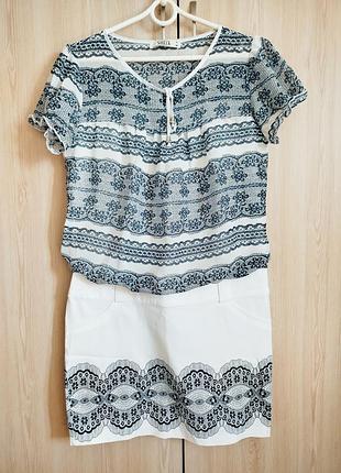 Очень нежное платье в стиле вышиванки с имитацией костюма, очень легкое и приятное к телу