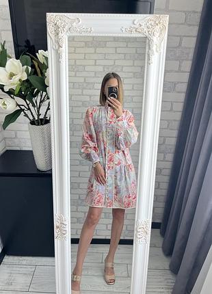 Вишукана сукня