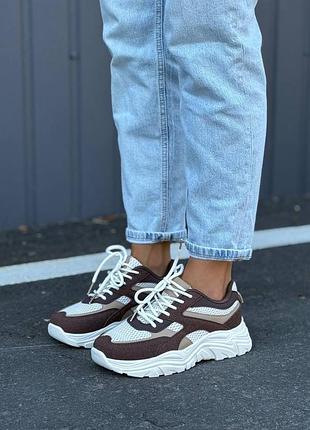 Кросівки жіночі stilli коричневі