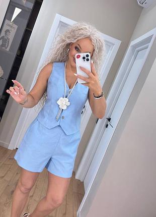 Льняной костюм шорты и жилетка жилет