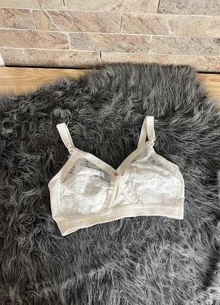 Бюстгальтер