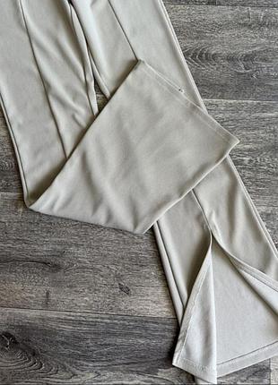 Штани в рубчик