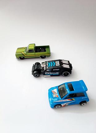 Машинки  hot wheels